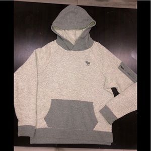 Boys Abercrombie kids pullover sweatshirt 15/16